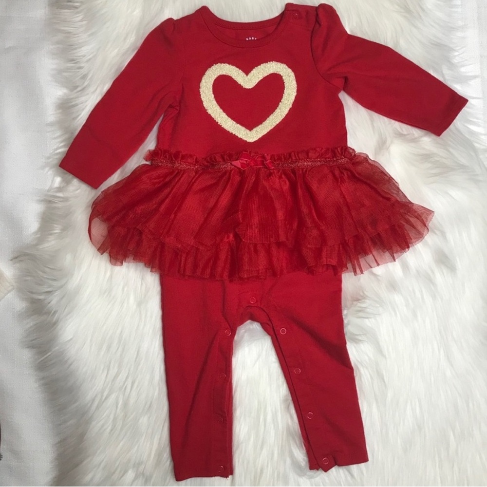 Cat & Jack 6-9  Bodysuits months color red